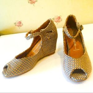 BOGO Jefftey Campbell "Havana Last" handmade ankle strap blue n tan wedge NWOT